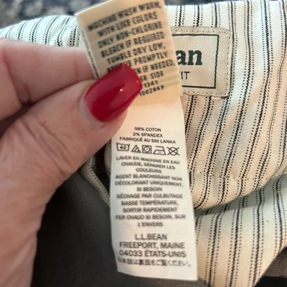 L.L. Bean Standard Fit Men’s Cords.size 42W/32IN